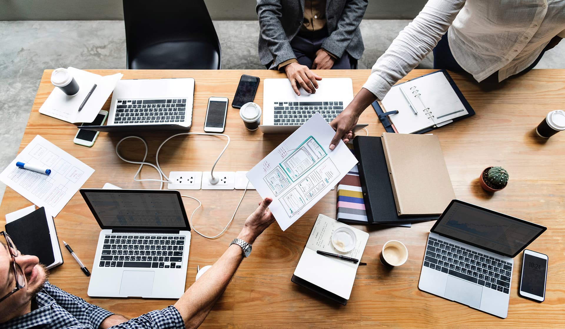 Competitive Intelligence Strategies to Boost Revenue Growth