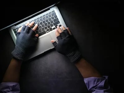 What Happens Inside the Mind of a Cyberbullying Victim Before They Consider Suicide? Effat University Research Offers New Answers