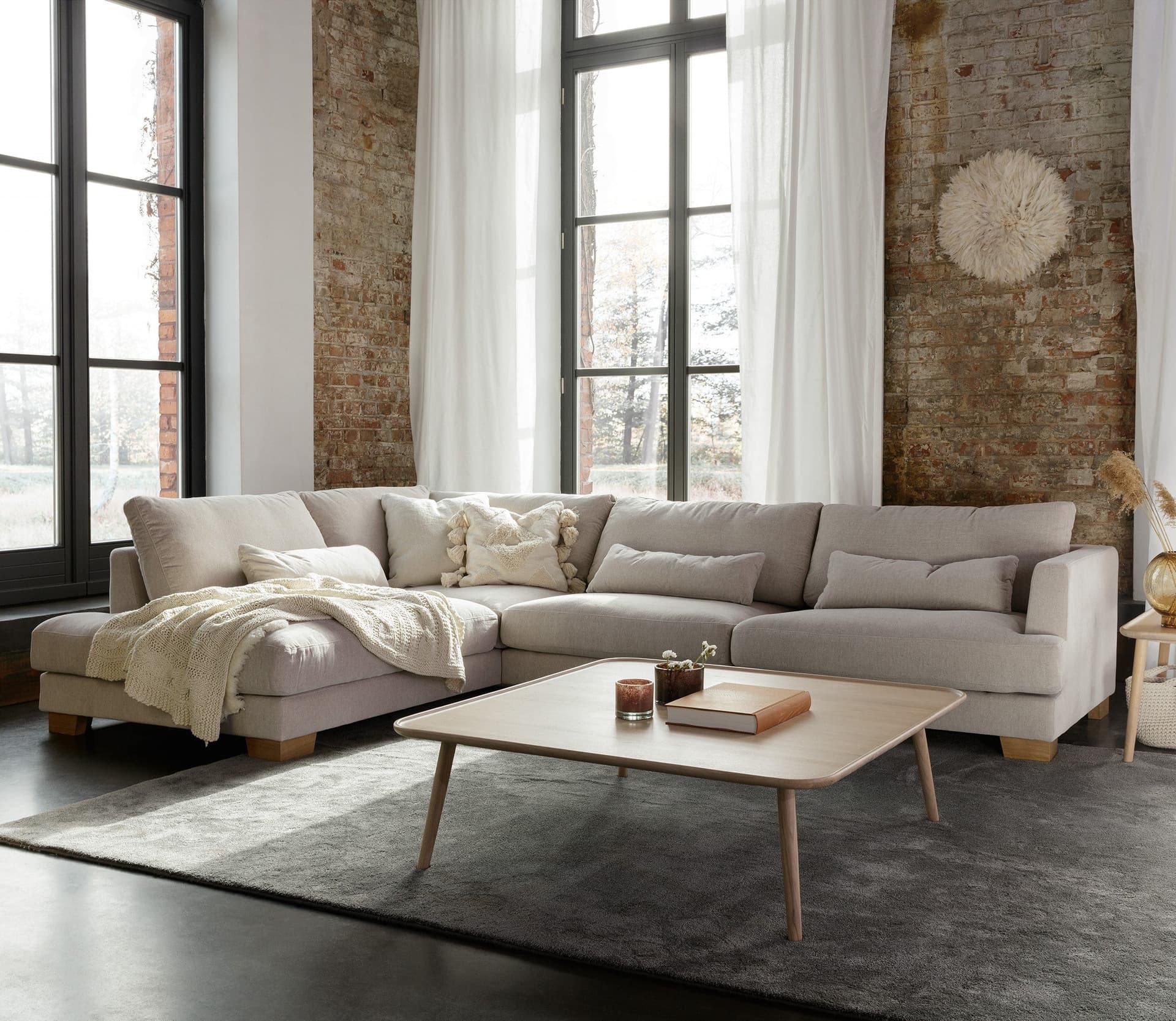 Corner Sofas – Transform Small Spaces with Msofas Designs