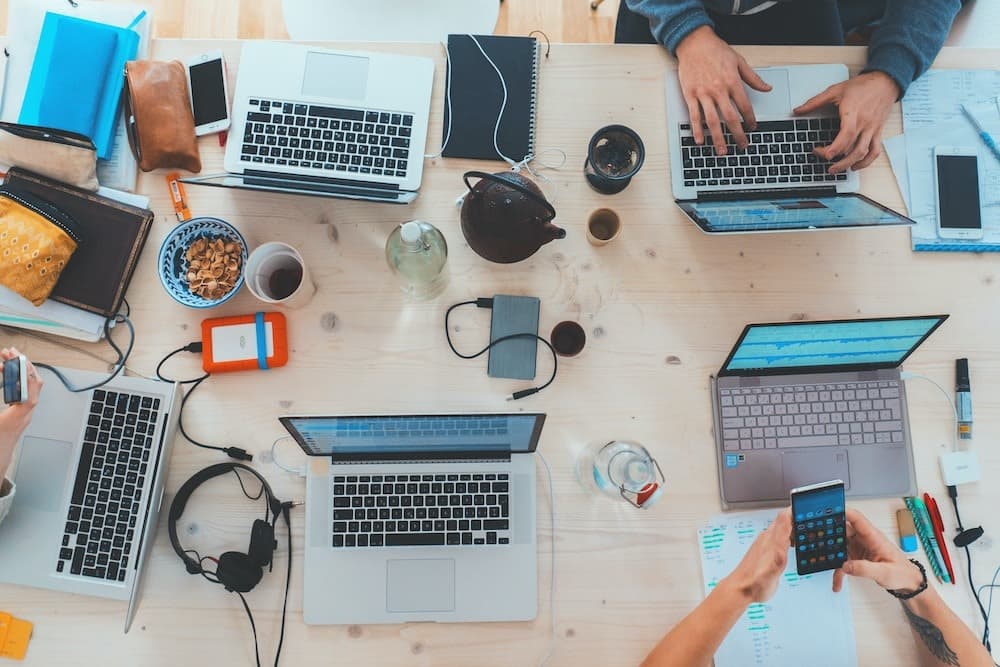 Competitor Pricing Benchmarks That Improve Negotiation Success